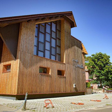 Comfy Rest Apartments In Juodkrantė Екстериор снимка